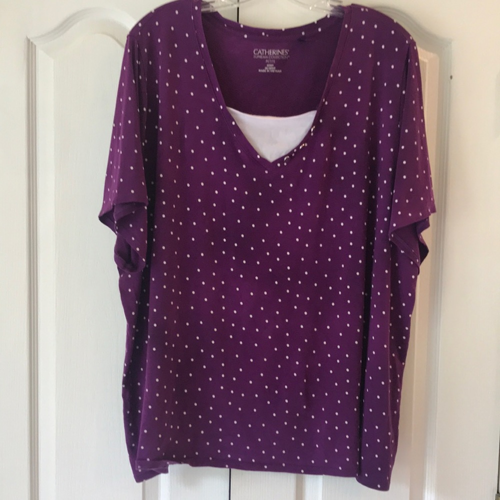 Catherine’s Suprema collection purple polkadot Tee. Size 26/28 PETITE
